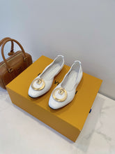 China Replica LV Women Shoes 70usd Only